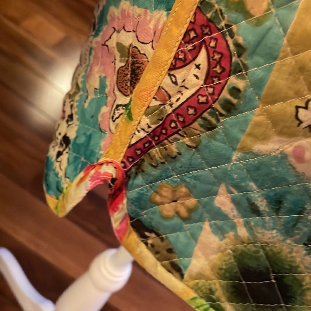 Tapestry Look Quilted Reversible Jacket - Picture 4 of 9